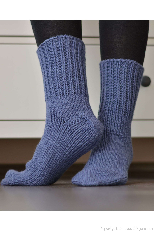 Handmade mens wool socks in denim blue/SO65